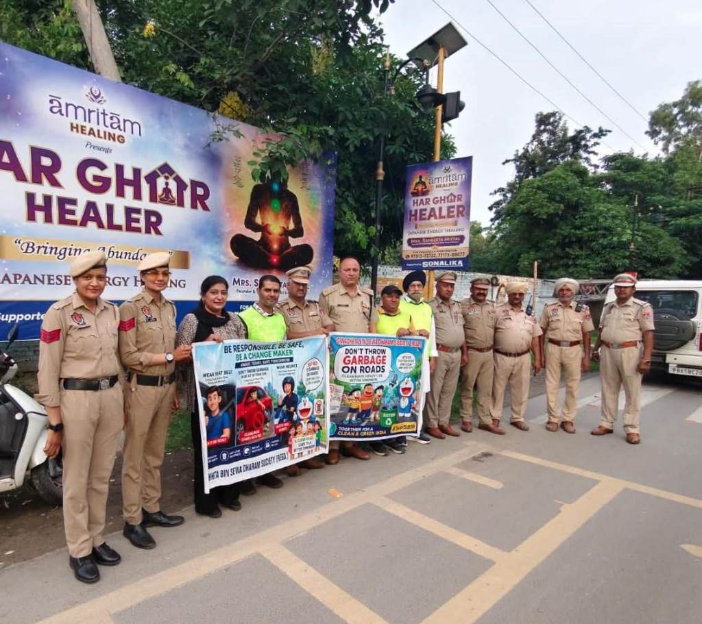 Swachhata Bin Seva Dharm Welfare Society Conducts Traffic Awareness Campaign with PCR Incharge and Police Personnel